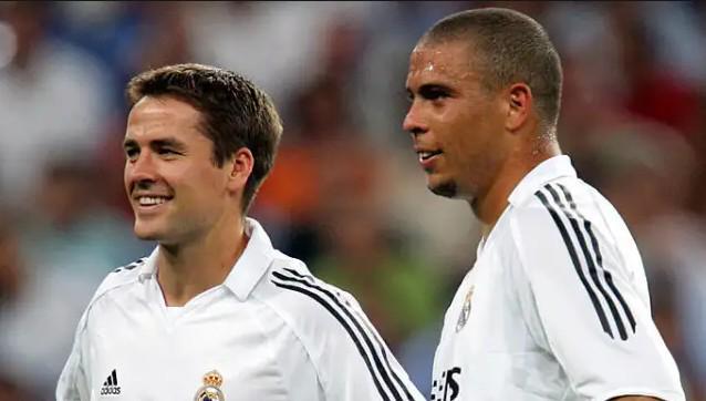 暴露无遗 暴露无遗